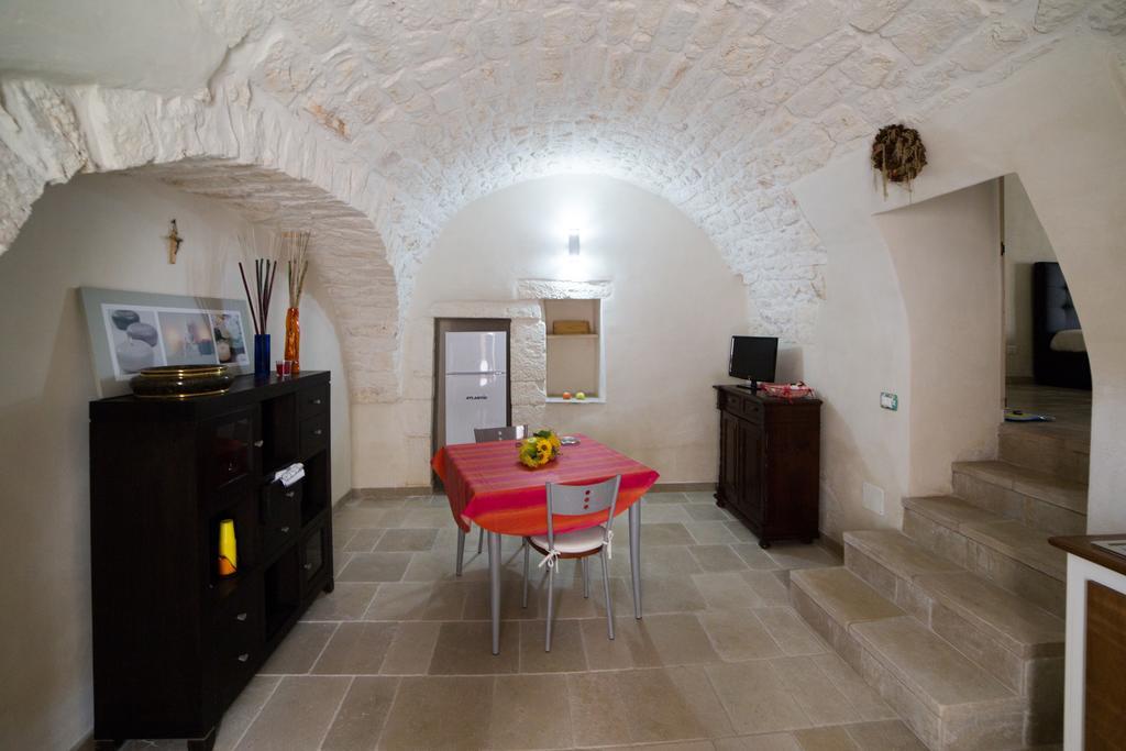 Borgovecchio Suite Ostuni Bagian luar foto