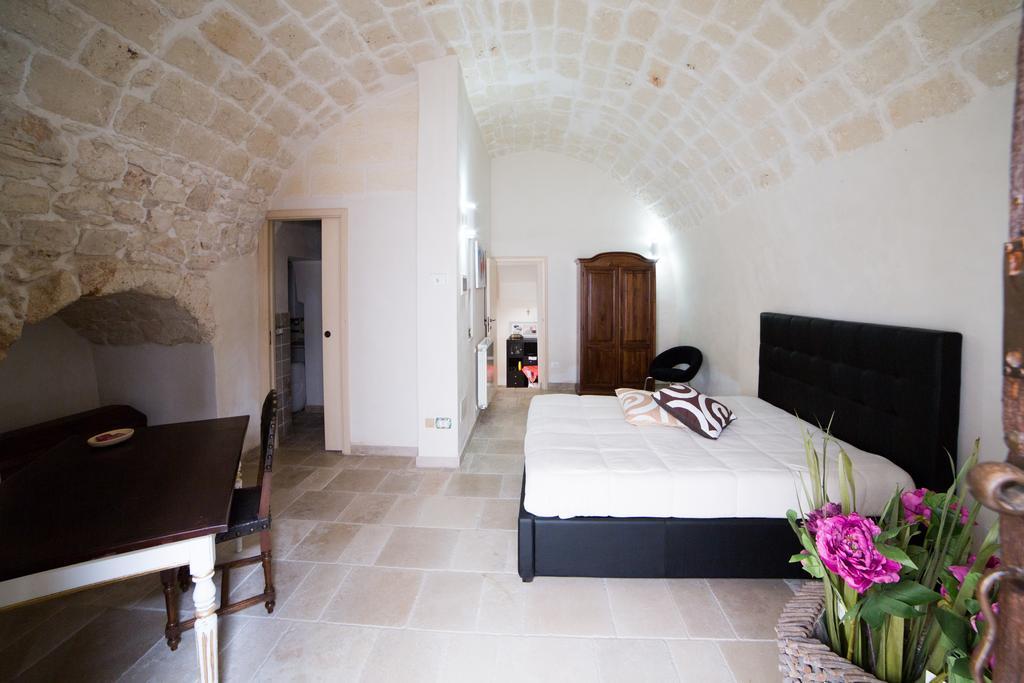 Borgovecchio Suite Ostuni Bagian luar foto